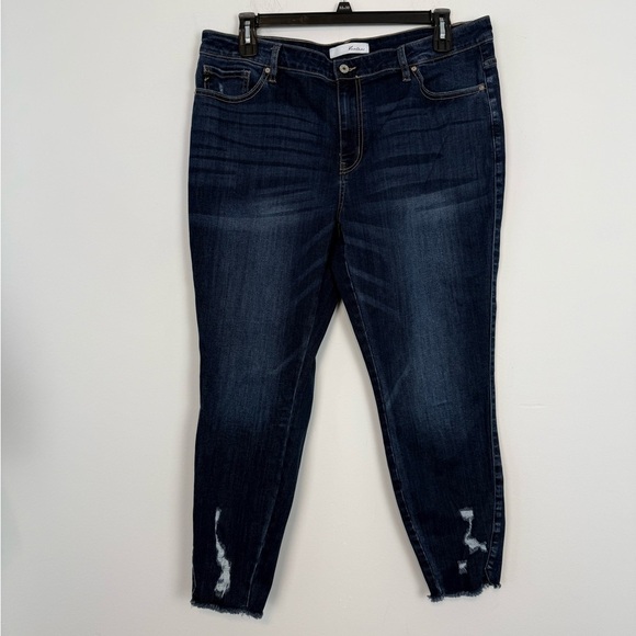 Kancan Women's Mid Rise Distressed Frayed Hem Ankle Skinny Jeans. Size 3XL/20W - Picture 1 of 15